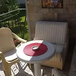 Sea Garden Apartment