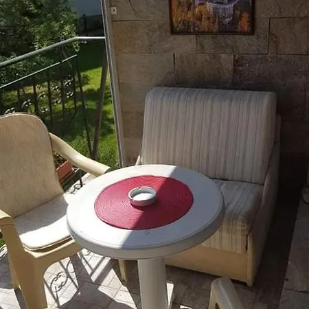 Sea Garden Apartment